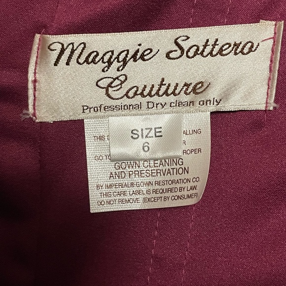 NEW! NWT Maggie Sottero Capri fuchsia size 6 wedding gown - Picture 7 of 15